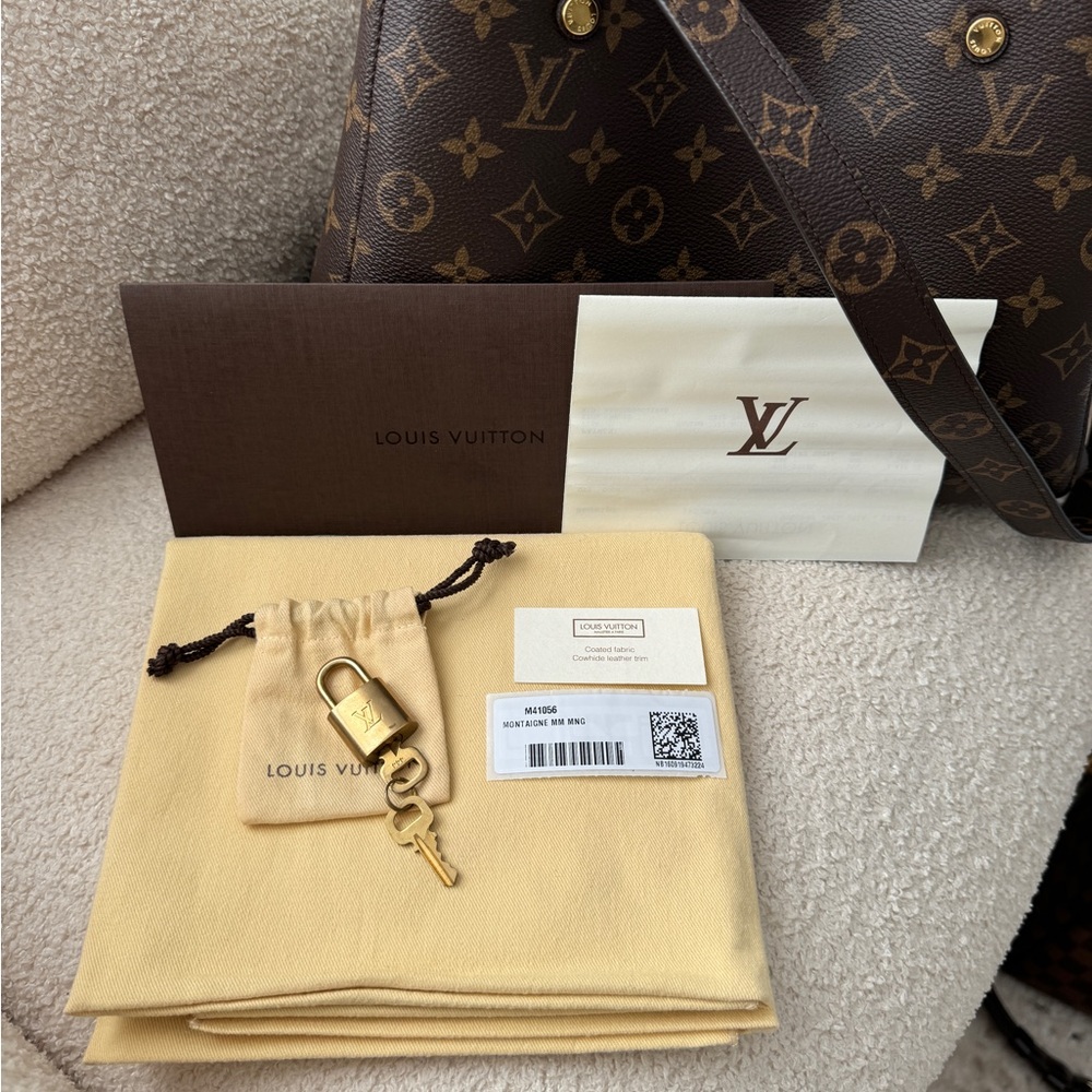 【SOLD】Louis Vuitton Montaigne MM - Picture 12 of 14